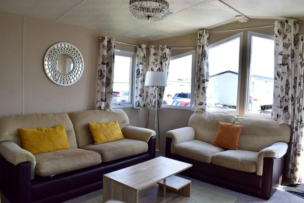 Cosy & Modern Private Seaview Caravan North Seaton 外观 照片