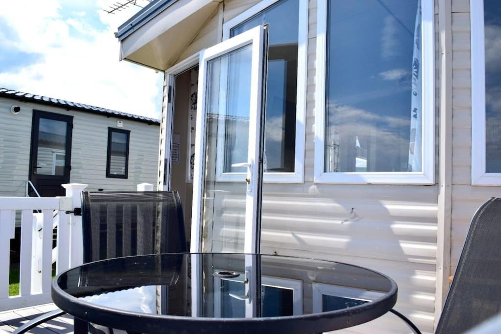Cosy & Modern Private Seaview Caravan North Seaton 外观 照片